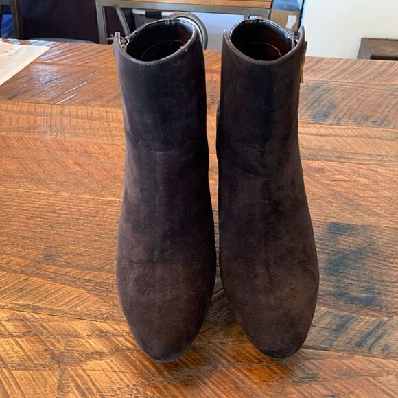 𝅺BCBGeneration “ Dawn” Faux Suede/Leather Ankle Boots 8.5 - Picture 4 of 12